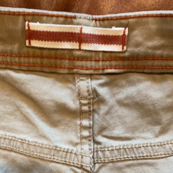 Weatherproof Vintage Khaki Jeans - Picture 4 of 6